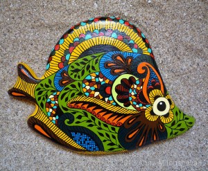 Clay-fish-abstract-ethnic-motives-colored-home-decoration-2                                                  